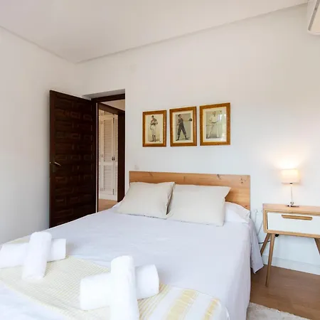 Holiday home Queen Of The Ocean Villa: Stately Style House With Pool *