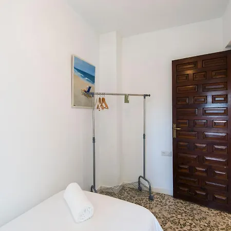 Queen Of The Ocean Villa: Stately Style House With Pool *