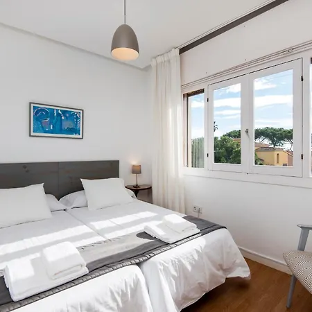 Queen Of The Ocean Villa: Stately Style House With Pool Malaga
