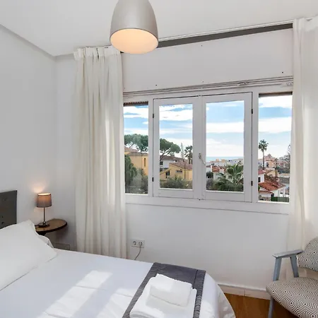 Queen Of The Ocean Villa: Stately Style House With Pool Malaga