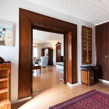 Queen Of The Ocean Villa: Stately Style House With Pool *
