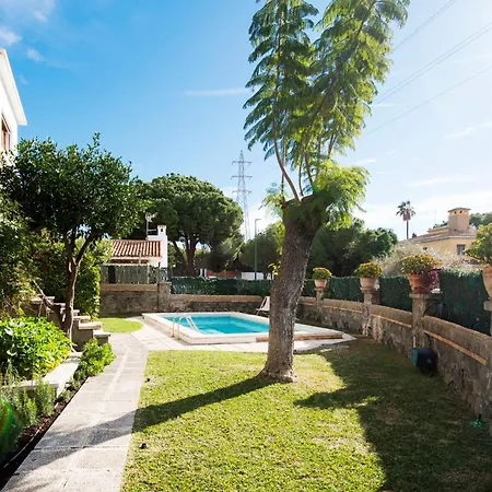Holiday home Queen Of The Ocean Villa: Stately Style House With Pool *