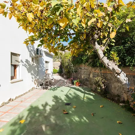 Queen Of The Ocean Villa: Stately Style House With Pool Holiday home Malaga